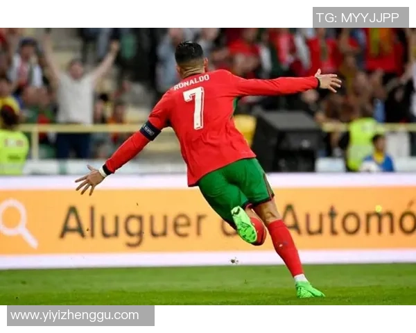 绿茵传奇齐聚一堂世界足球巨星共绘荣耀时刻 绿茵传奇齐聚一堂世界足球巨星共绘荣耀时刻